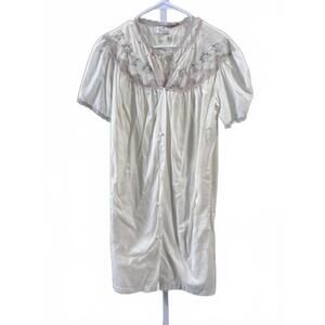 Vintage Barbizon Cream Floral Embroidered Nightgown & Robe Set